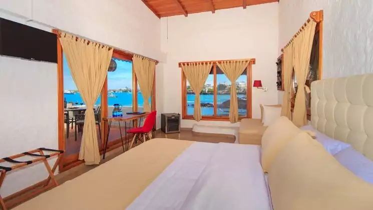 Suite at Galapagos Habitat. Photo by: Diego Toapanta Garcia