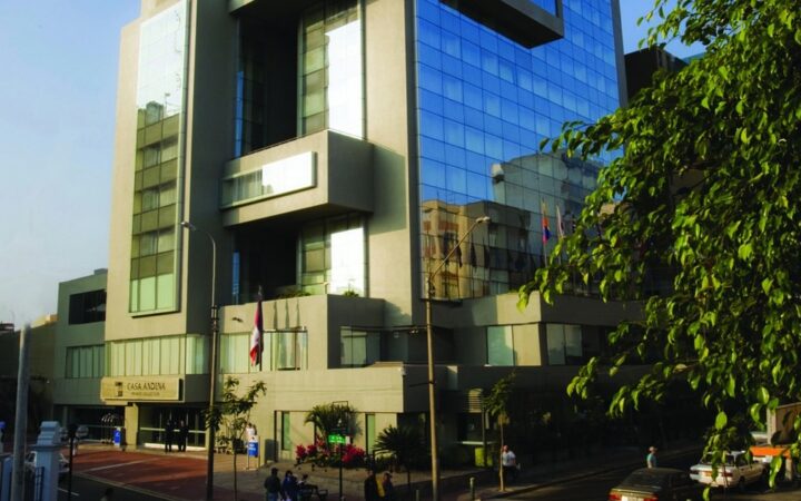 The exterior facade of Casa Andina Private Collection Miraflores, a contemporary hotel strategically located 45 minutes from the airport and perfect to jump into the culture of Lima, Peru.