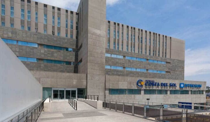 The exterior facade of the Wyndham Costa del Sol hotel, which connects to the Lima International Airport with a walkway.