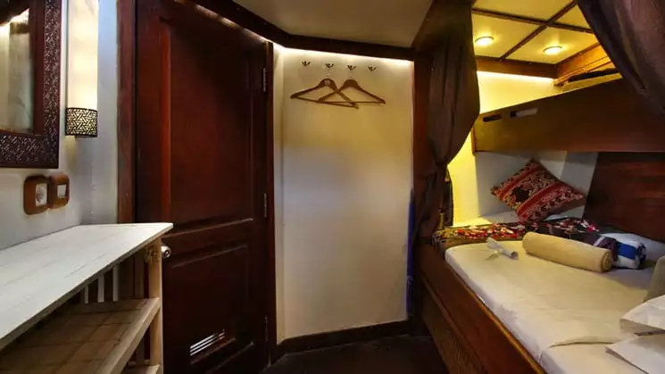 Standard twin stateroom aboard Katharina