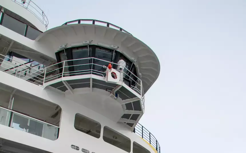 The bridge extends outward beyond the side of the ship, is always open for guests to enjoy and has the best viewpoints aboard the Resolution.