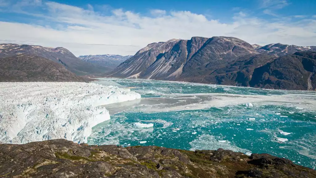 Photo by: Hugo Perrin/Quark Expeditions