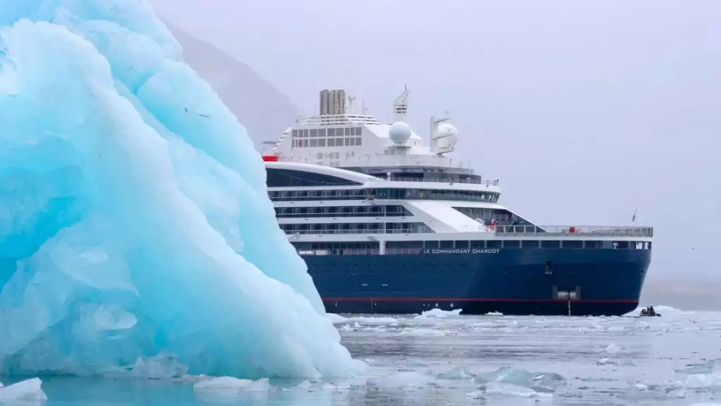 Photo by: Ian Dawson/PONANT