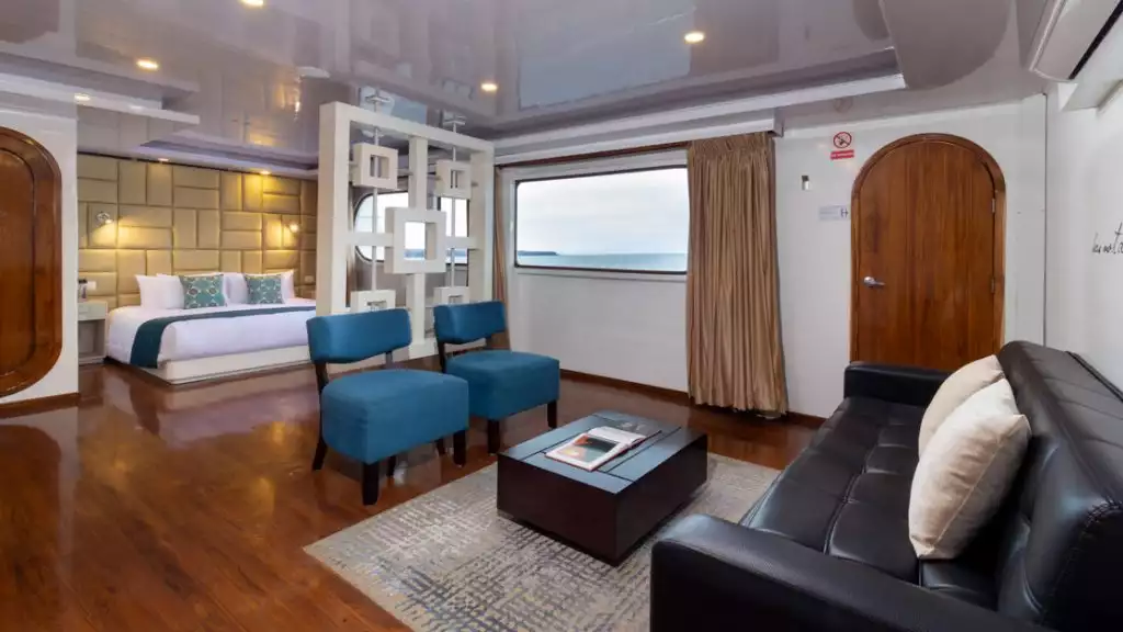 Golden Suite (king-sized bed only) aboard Petrel