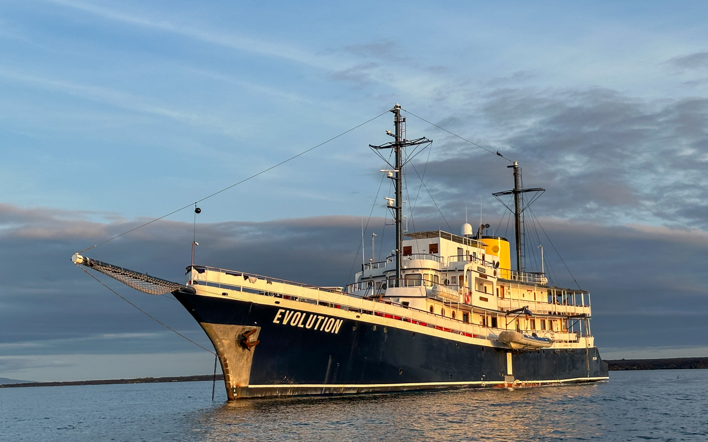 Expert Aboard: MV Evolution Galapagos Review