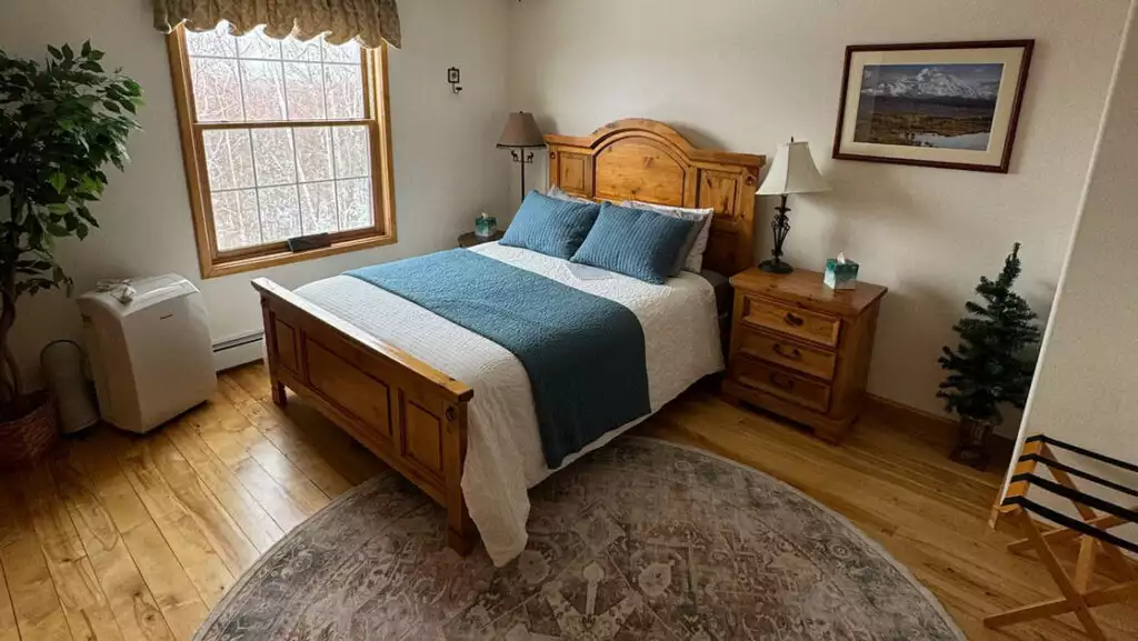 Sample room at Denali Overlook Inn. Note that every room is unique.