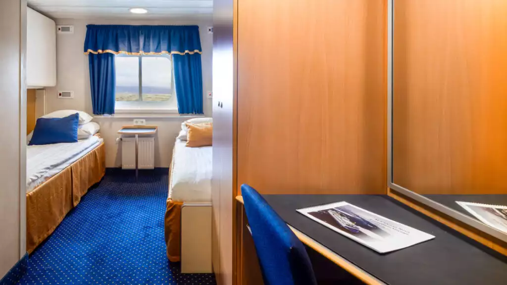 Explorer Twin cabin aboard Ocean Nova: Intrepid