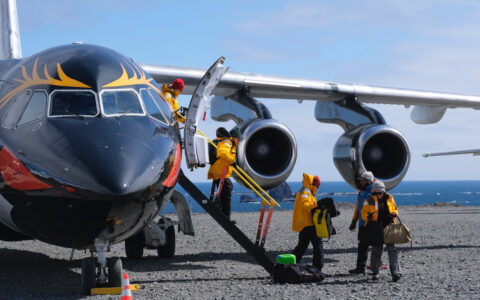 Antarctic Express: Fly the Drake photo 4